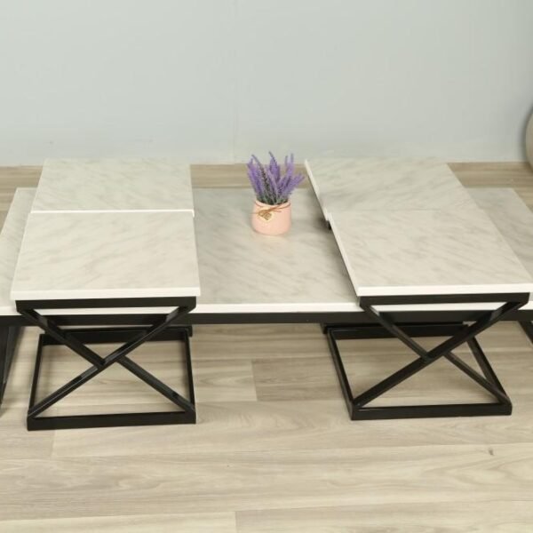 طقم أرضي بسطح خشب شبيه  الرخام ومزود بقواعد حديدية