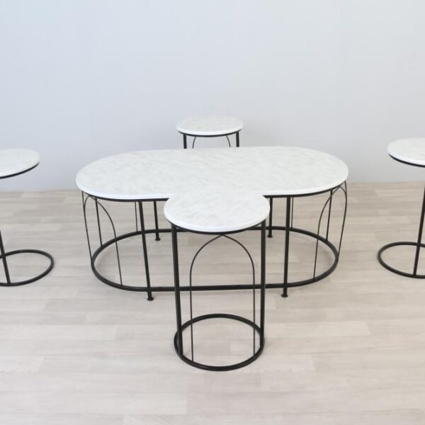 طقم طاولة مكون من 5 قطع حديد مع سطح خشب شبيه الرخام