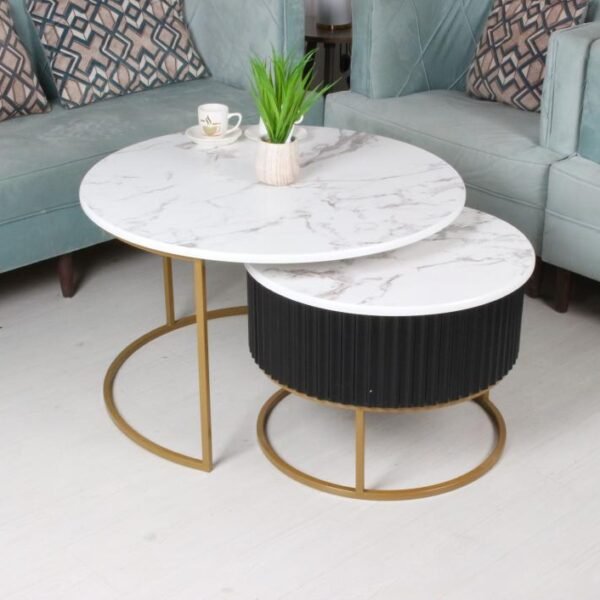 طقم طاولتين تقديم لون أسود وذهبي والسطح خشب أبيض