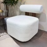 كرسي فرو ابيض