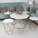 طقم طاولات متداخلة لون ذهبي 5 قطع بسطح شبيه الرخام