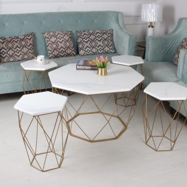 طقم طاولات متداخلة لون ذهبي 5 قطع بسطح شبيه الرخام