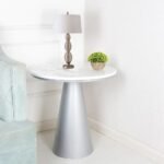 طاولة زاوية لون فضي