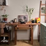 طاوله ركن قهوه كلاسك خشب طبيعي