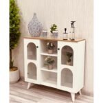 ركن كافي خشب ابيض بسطح خشبي شكل نوافذ