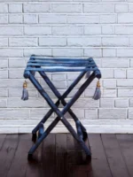 طاولة خدمة خشب ومخملية