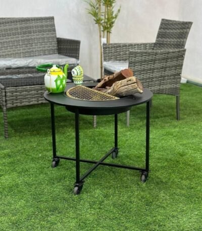 منقل شوي حديد دائري بعجلات