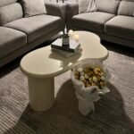 طاوله تقديم شكل حصري لون بيج