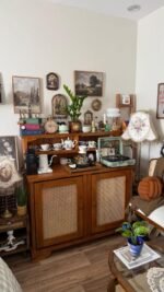 ⁦ركن قهوة خشب طبيعي مع الرتان⁩ - الصورة ⁦2⁩